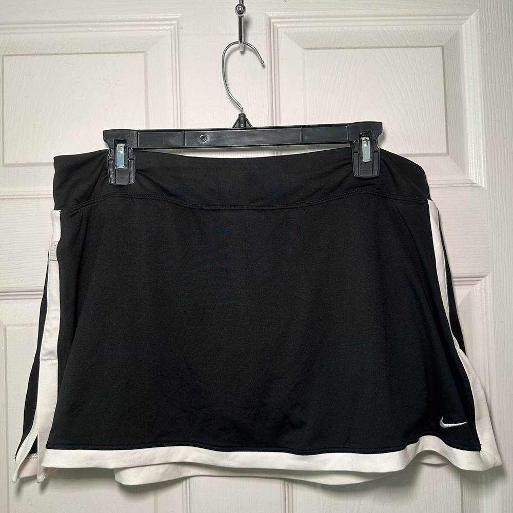 Nike Dri-Fit athletic skirt with built in shorts